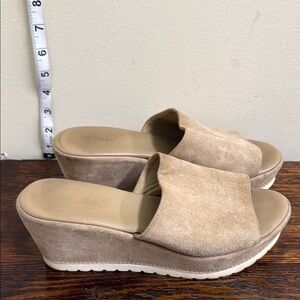Cordani Tan Wedge Shoes with Suede Upper size 40 or 9/9.5